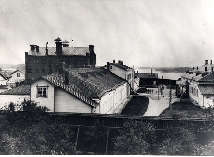 Historiallinen kuva vankila-alueesta_kuva Etelä-Karjalan museo WEB.jpg